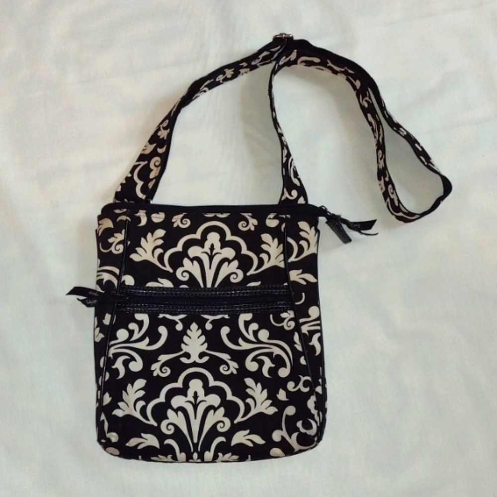 Thirty-one crossbody adjustable bag